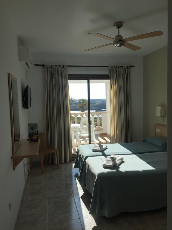 Hostal Sa Prensa Ciutadella  Δωμάτιο φωτογραφία